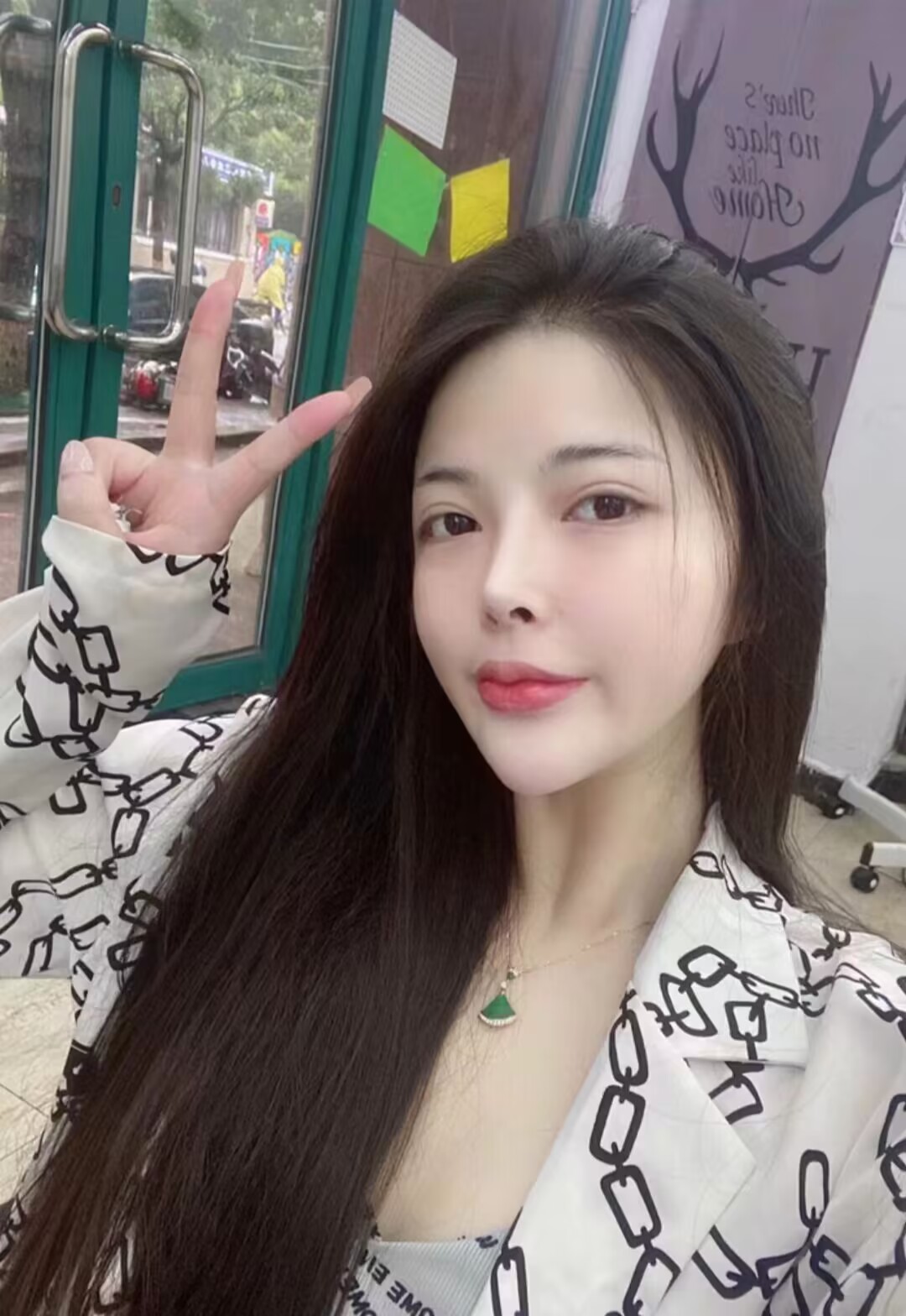 182318eoao33693j9j3w3k.jpg