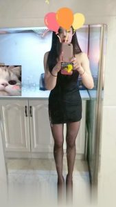 212901viif1afzrczcynab-169x300.jpg