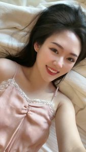 215755hb5mbb81aoxebya3.jpg
