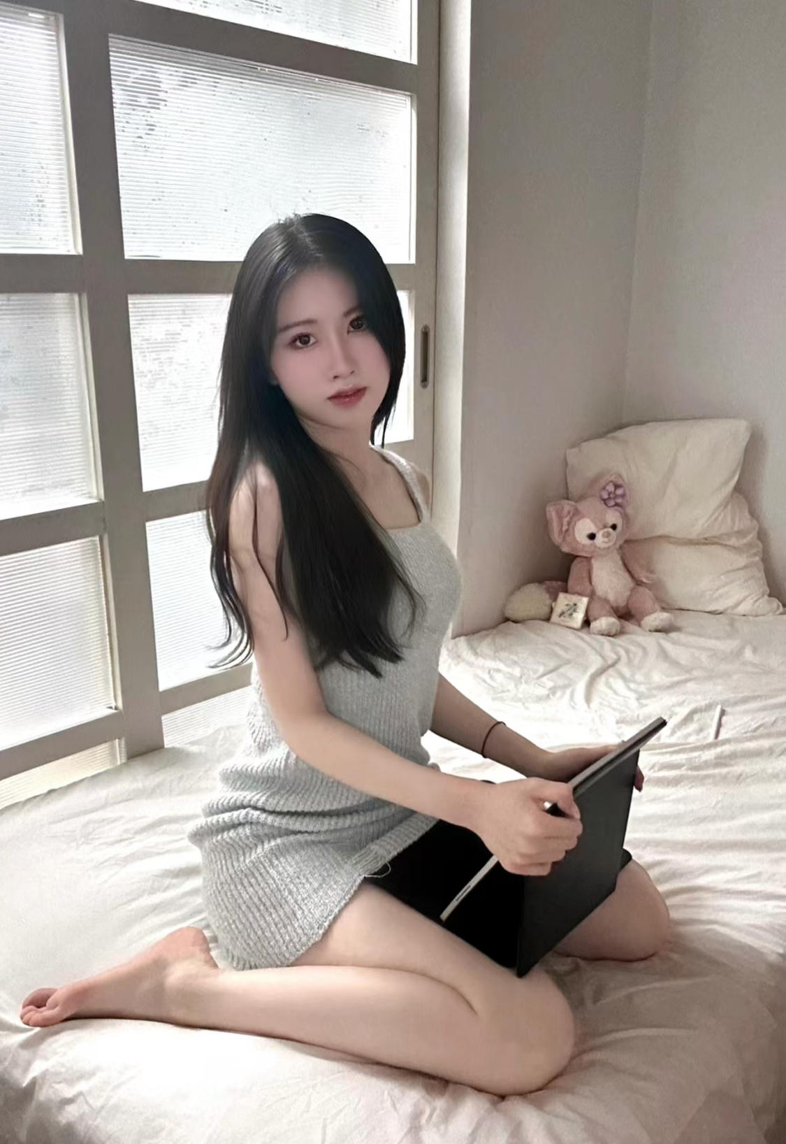 183100bnzn3zh97f9eizbh.jpg