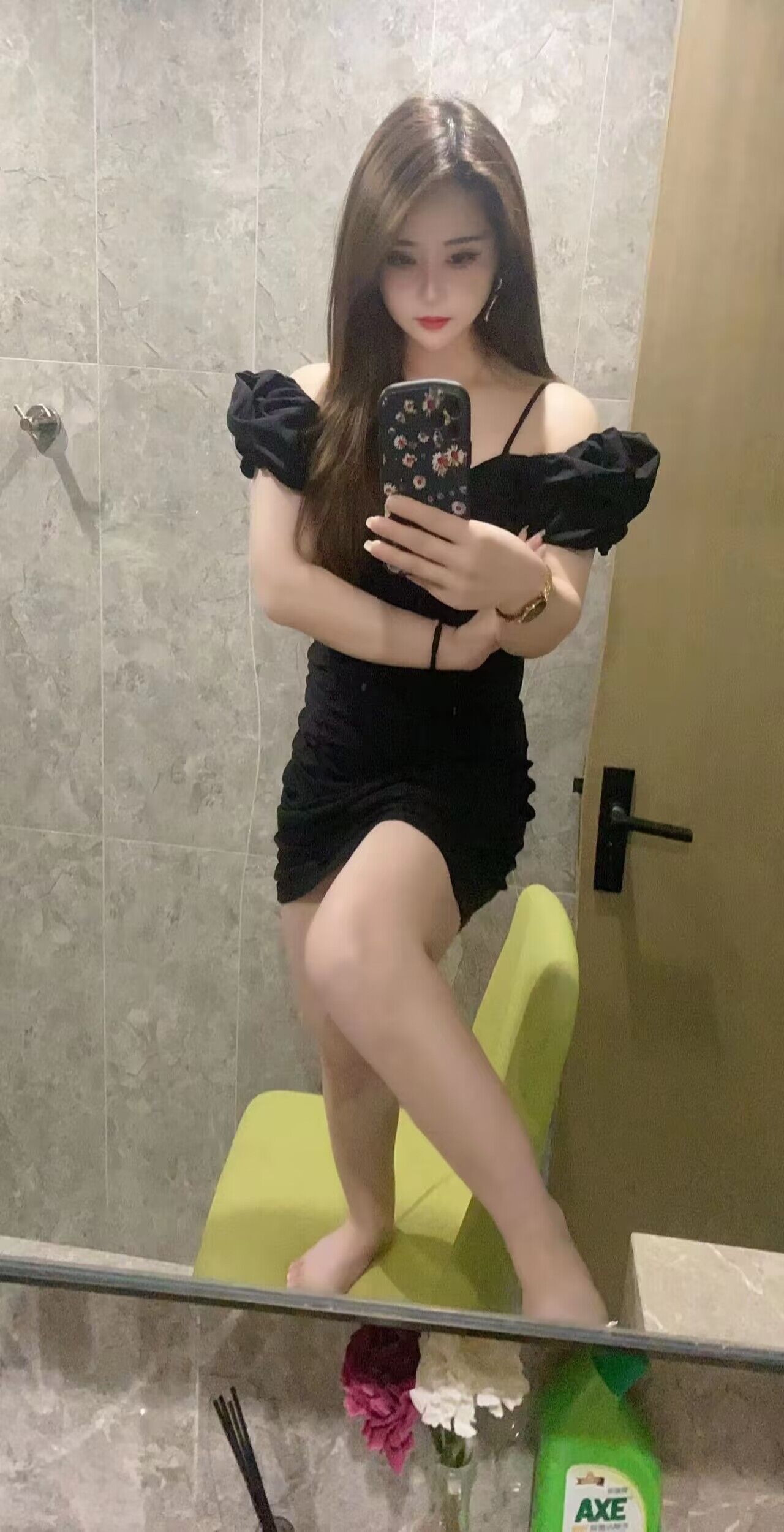 152236twibby8t9cmi82hb.jpg