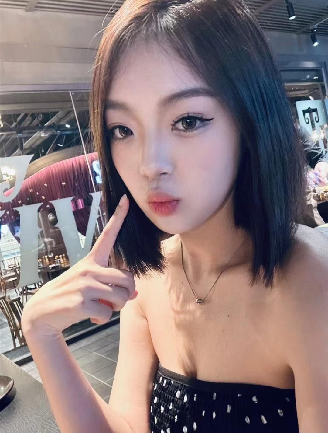 c11a5cd82abff4bb9d894f5821a061a6.jpg